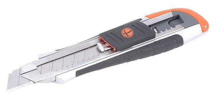Univerzální zalamovací řezný nůž 18 mm - TC260011