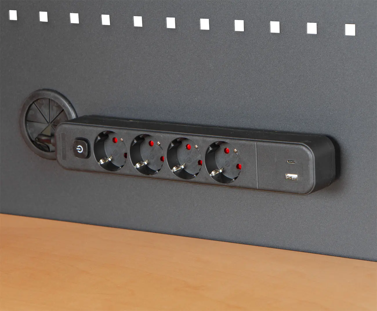 Elektrická zásuvka pro stoly EXPERT, USB a USB-C port - TSP30A